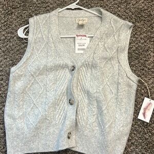 Sweater Vest